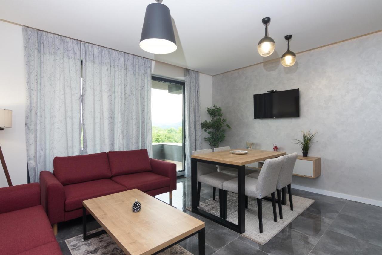 Deluxe Feliciano Apartments Вісоко Екстер'єр фото